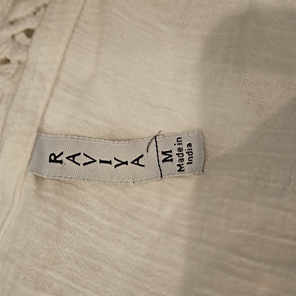 RAVIYA White Cotton Crochet Trim Cover Up | SZ M - Picture 11 of 13